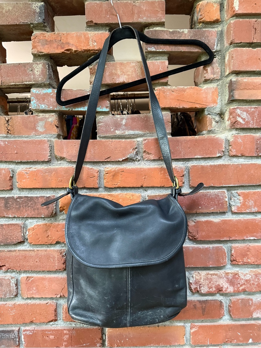Vintage Coach Whitney Black Leather Flap Shoulder Bag Style 4115
